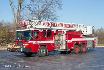 Wood Dale Fire Department fire trucks fire apparatus Pierce Quantum quint shapirophotography.net Larry Shapiro photographer